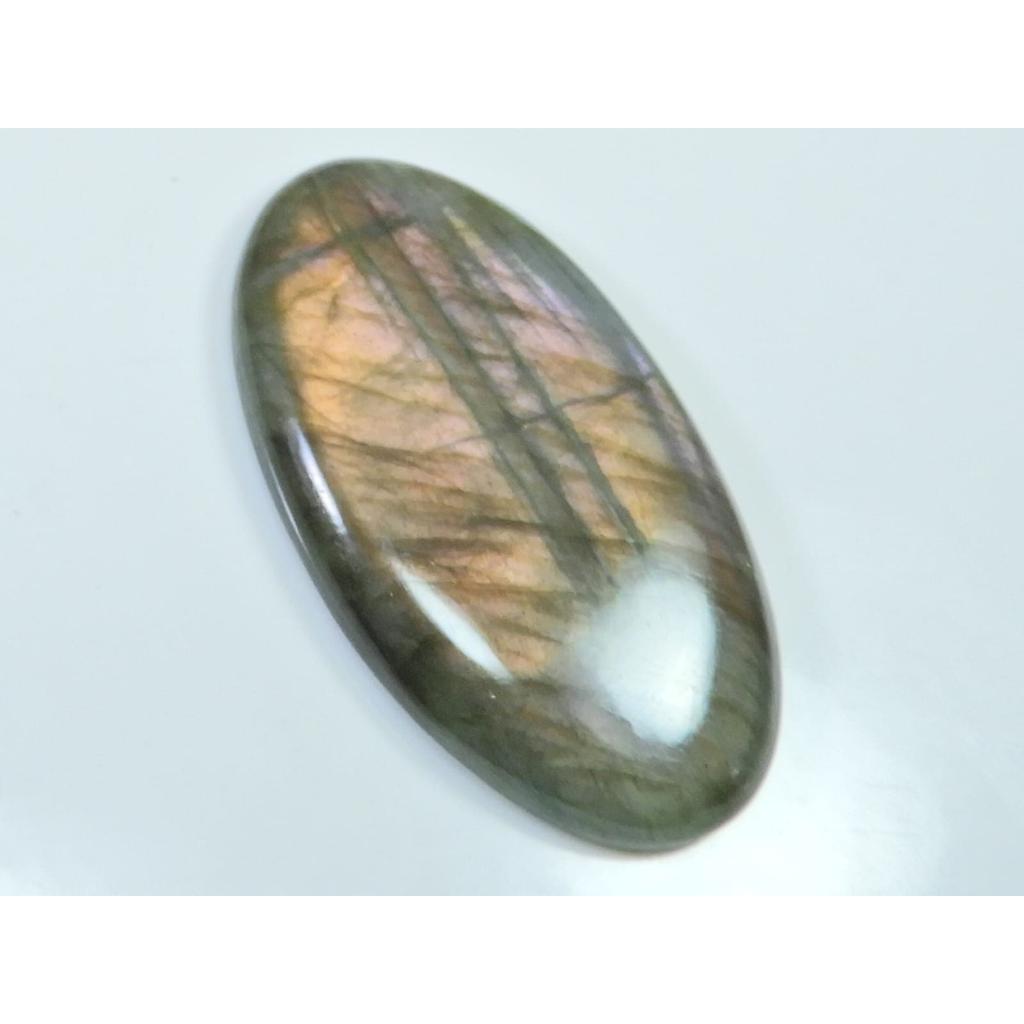 29X52X07MM Natural Purple Labradorite Spectrolite Oval Loose Gemstone106Cts. D-426