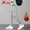 Спортивные брюки Xtep с флисовой подкладкой, прямые, для мужчин, весенние вязаные спортивные штаны, утолщенные теплые повседневные брюки, осенние и зимние широкие длинные брюки