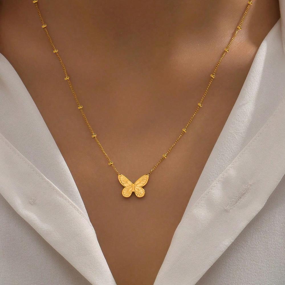 Stainless Steel Butterfly Pendant Collarbone Chain Elegant Temperament Personalized Necklace For Women Jewelry Creative Gifts