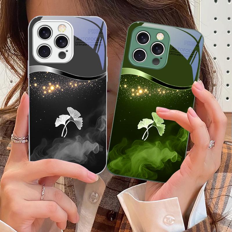Чехол для телефона из закаленного стекла с листьями гинкго в фиолетовом дыму для iPhone 16 Pro Max 15 Pro 14 13 12 Mini 11 XS M ax XR 7 8 Plu SE 2022