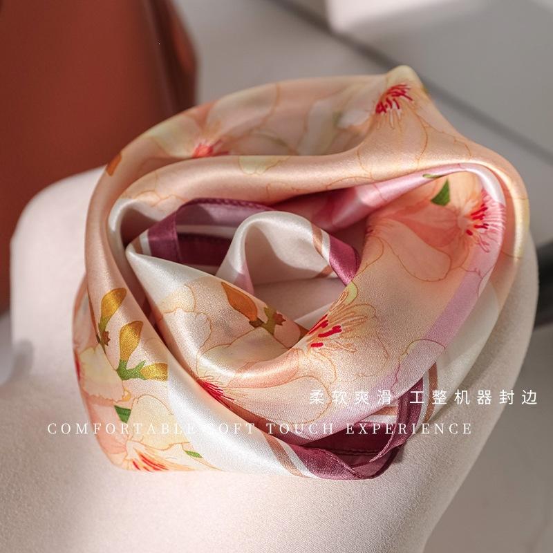 111 mulberry silk silk scarf women's spring and summer new printed small square scarf versatile light luxury thin small scarf scarf scarf