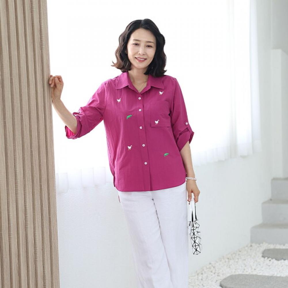 Shiz Madam Goose Embroidery Shirt T57526