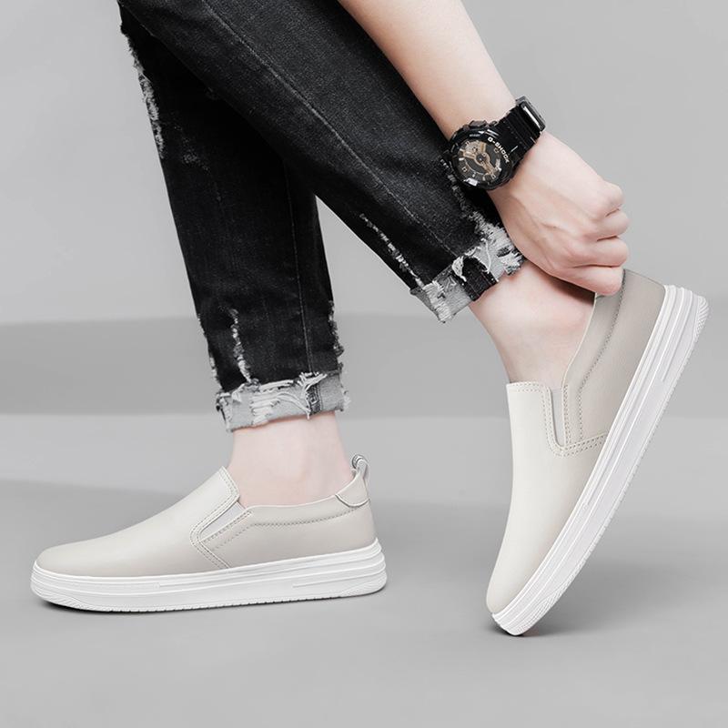 Unisex Large Size Skate Shoes Men Women Casual Low‑Top Sneakers 36‑48 Non‑Slip Rubber Sole Daily Walking Board Shoes