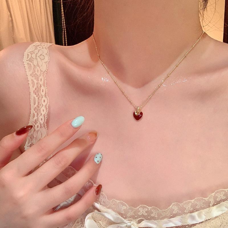 «Модное элитное жемчужное ожерелье: Универсальная цепочка на ключицу из титановой стали для женщин