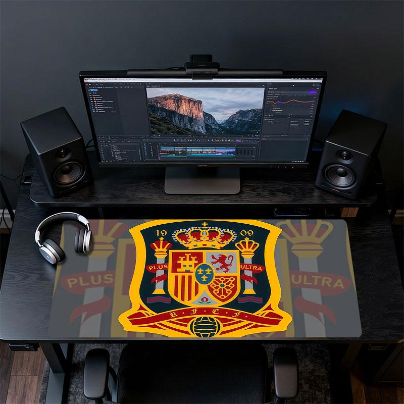 Spain National Football Team Mouse Pad, Large Gaming Desk Mat, Non-slip XXL Mousepad for Laptop & Tablet, Mini PC Playmat with Stitched Edges