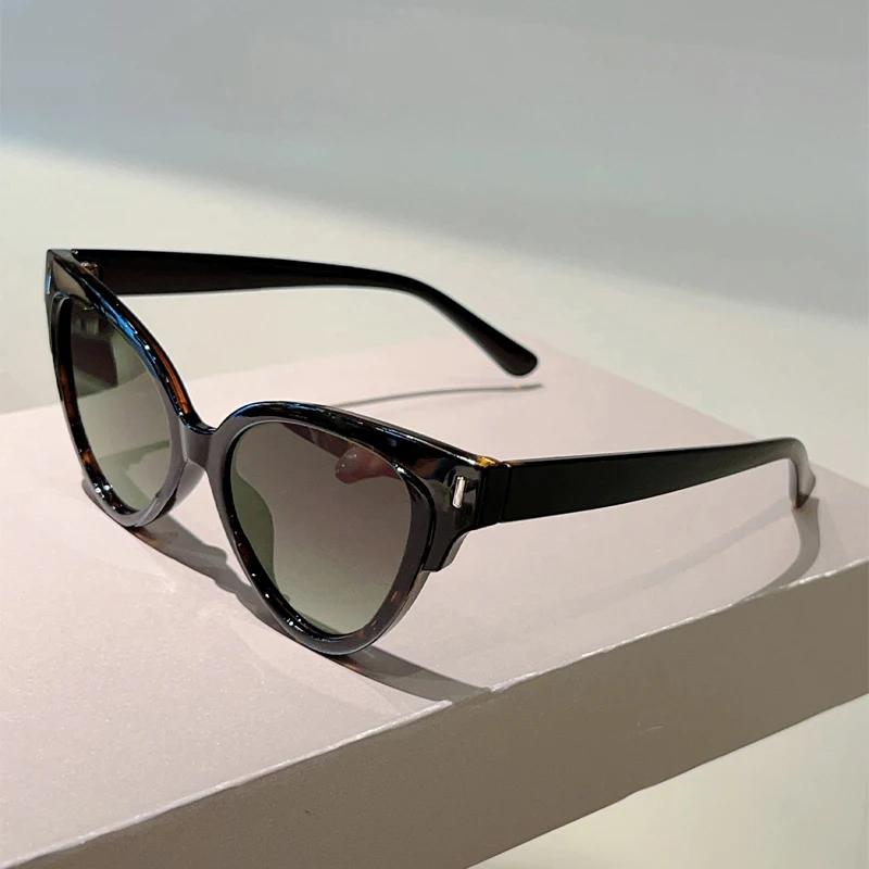 Солнцезащитные очки Кошачий глаз Женские Новинка в Винтажной Моде Повседневный Декор Оттенки Модный Дизайн Бренда Оправа Конфетного Цвета Солнцезащитные Очки