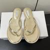 Новый Модный Дизайн Шлепанцы Вьетнамки Женские Высокое Качество Балетки Кожаные Шлепанцы Золотые Однотонные Лаконичные Пляжная Обувь для Отдыха Уличная
