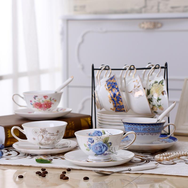 Чайная чашка из костяного фарфора, набор блюдец и ложек, элегантная керамическая чашка для чая, 200 мл, британская фарфоровая кофейная чашка, дропшиппинг