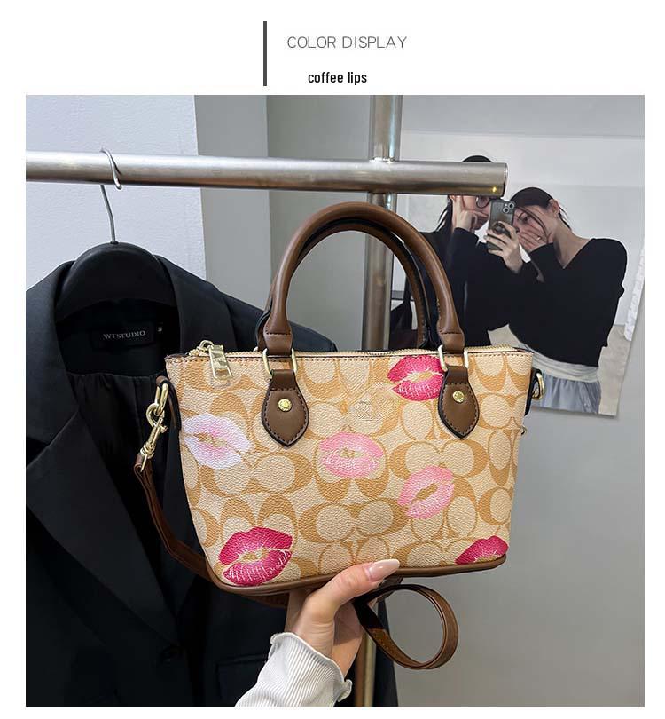 Трендовая женская сумка кроссбоди и тоут на плечо 2025 - Простой принт, текстура ПУ