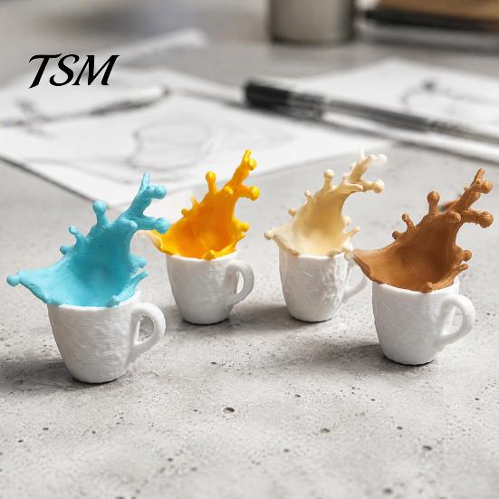 Stylish Shelf Displays 3D Printed Spilling Coffee Mug Figurine, Splash Cup Sculpture, Creative Lifelike Sculptures Tabletop Decor for Home Office
