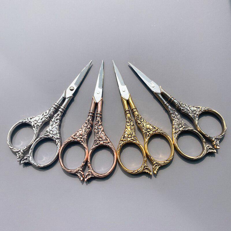 Стальные швейные ножницы в ретро стиле