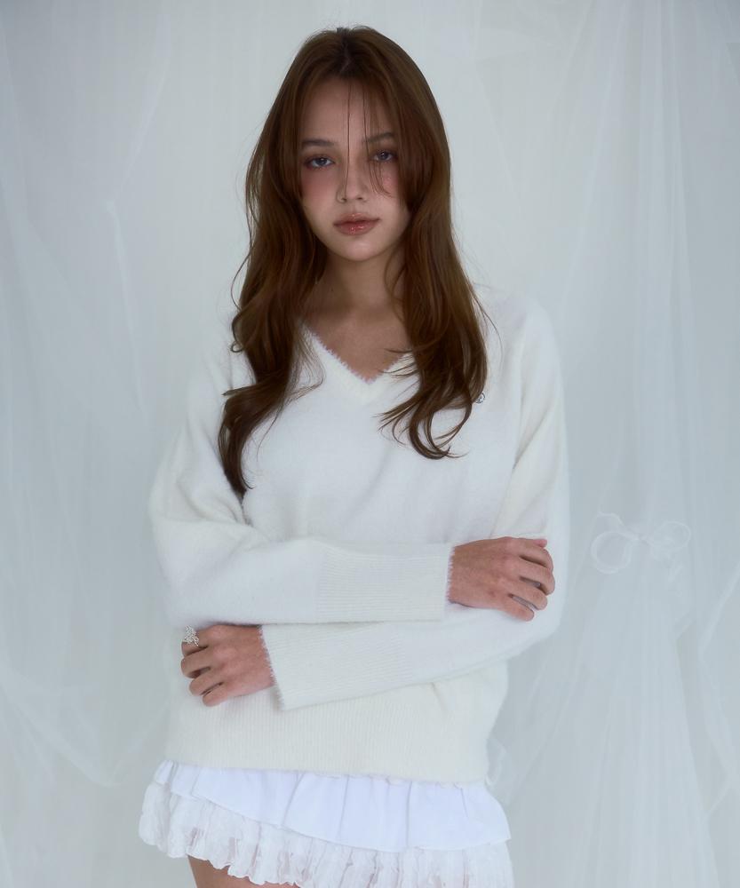 ROSEFRANTZ Fur V-Neck Knit [Ivory]