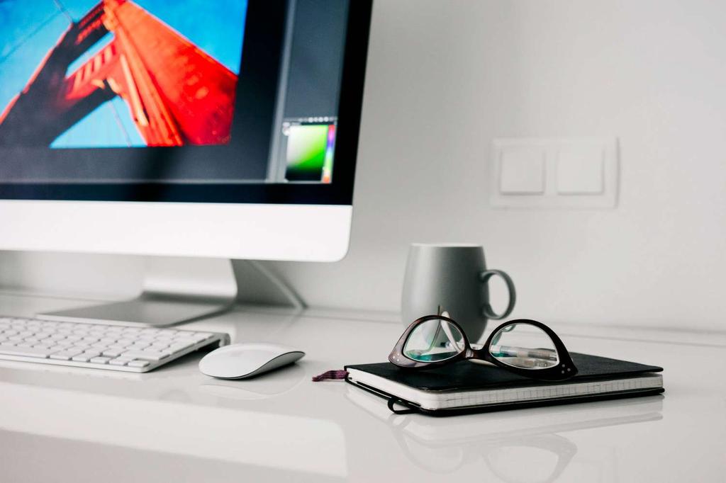 Protective desk mat 100x50cm