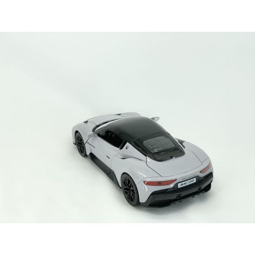 1:Модель-игрушка суперкара Maserati MC20, литая, масштаб 1:22 - Зеленый