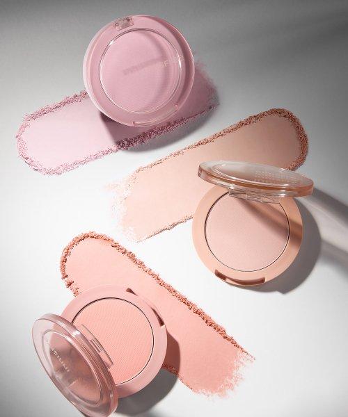 Innisfree Шелковистые пудровые румяна 6,2 г