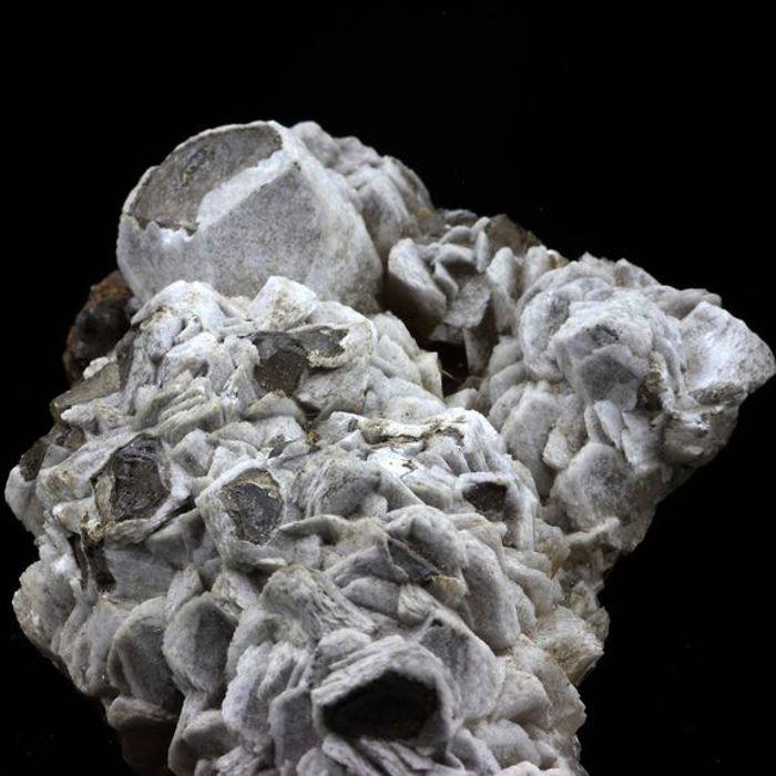 Pierres et Minéraux. Calcite. 724.5 ct. Les Bondons, Lozère, France.