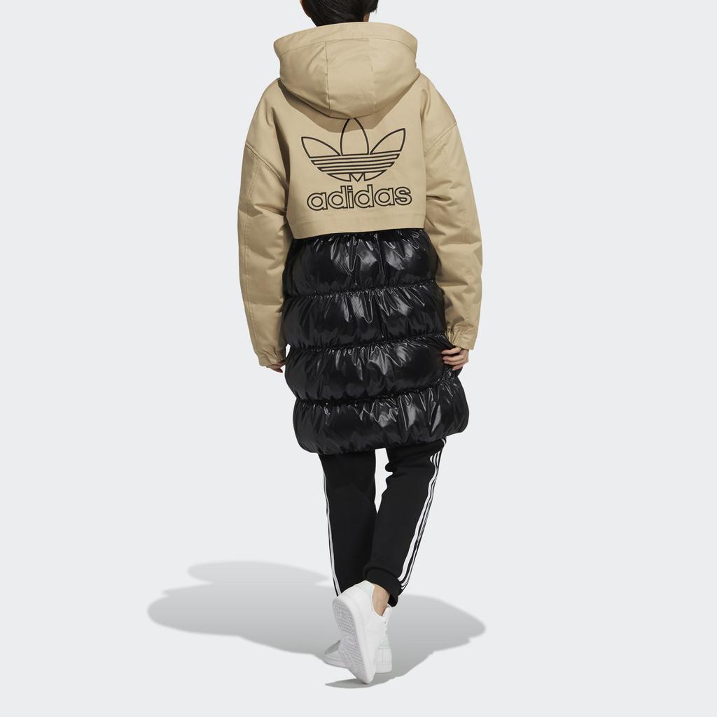 Adidas Женская утепленная парка Originals с цветовыми блоками, вставками и большим логотипом, средней длины, с капюшоном. Верхняя одежда. Хаки HF1585