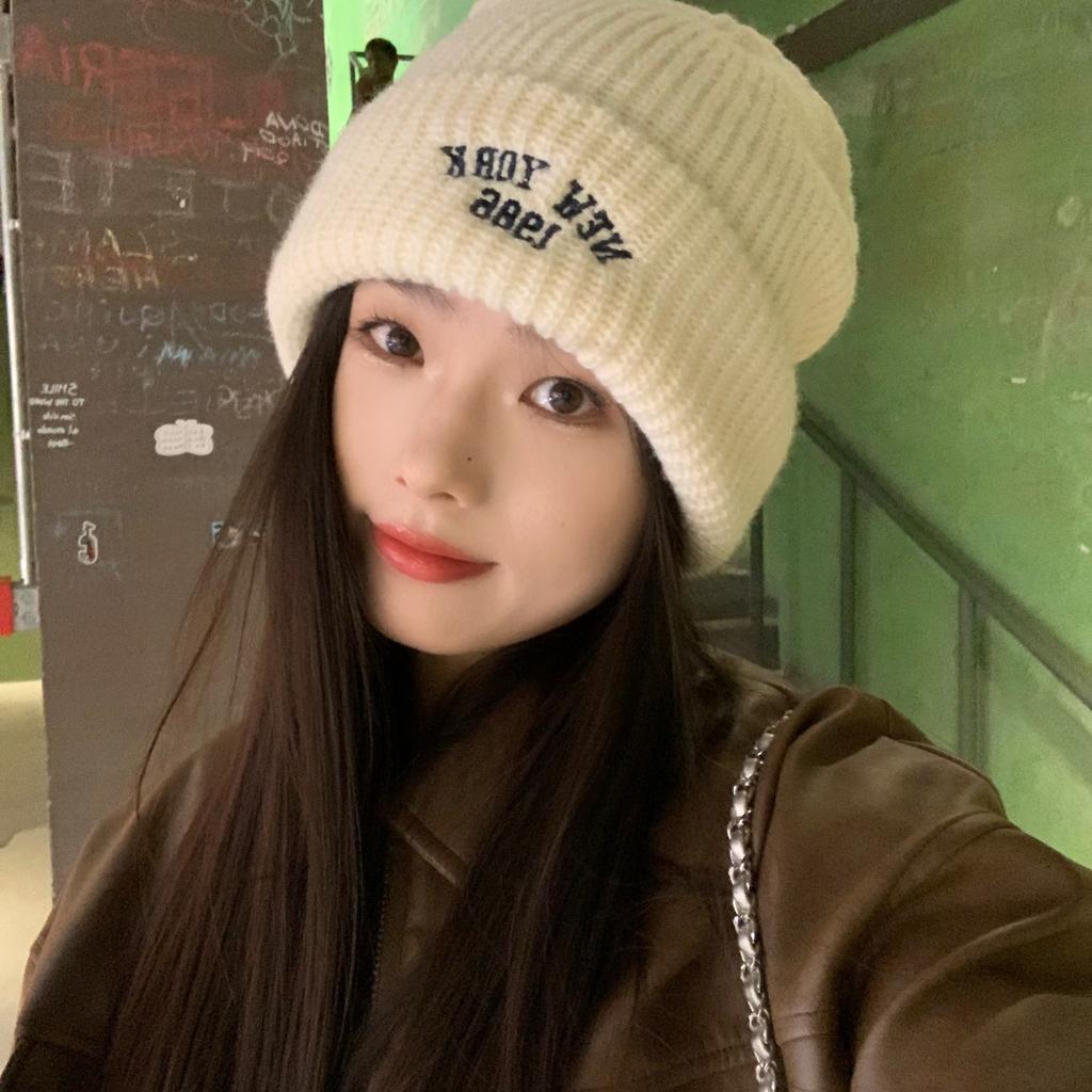 Модная вязаная шапка осенне-зимнего стиля, утолщенная теплая, для большого обхвата головы, подчеркивающая лицо, маленькая шерстяная шапка-пуловер с защитой ушей