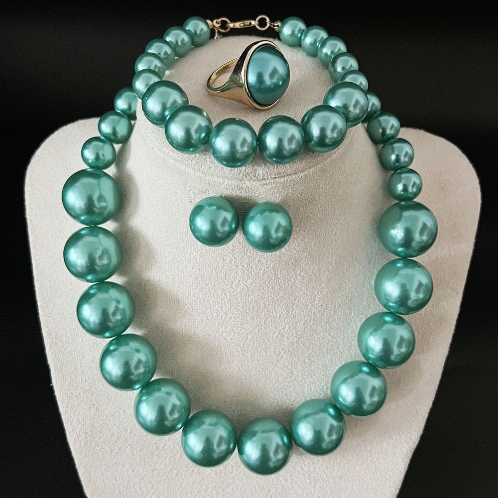 Vintage Style Imitation Pearl Jewelry Set Light Luxury French Pearl Necklace Women