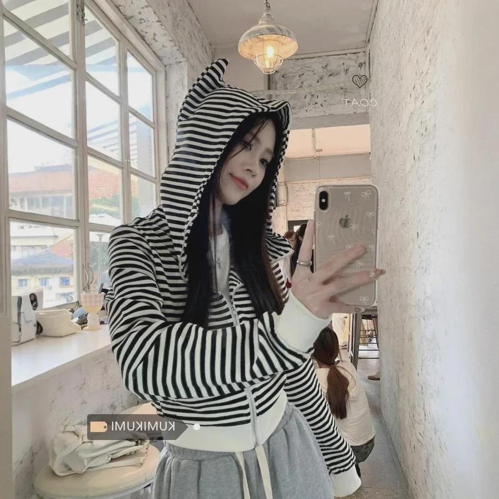 «Корейский полосатый свитер с капюшоном «Дьявольский рог» — повседневная короткая куртка на раннюю осень»