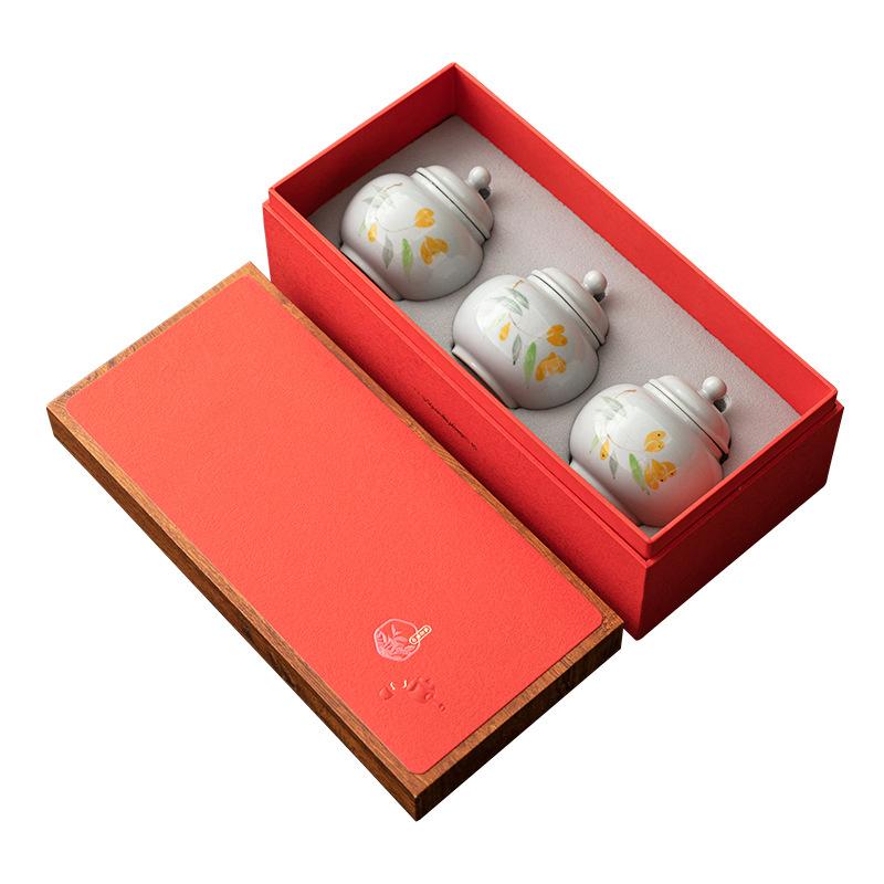 High-grade tea can Small ceramic hand-painted sealed storage tea can Tea packaging gift box Hand-painted sample tea can