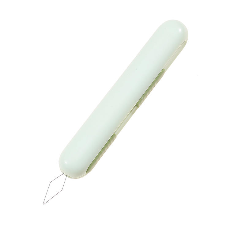 2 In 1 Needle Threader Seam Sewing Stitch Thread Unpicker&Seam Cutter For Sewing Thread Remover