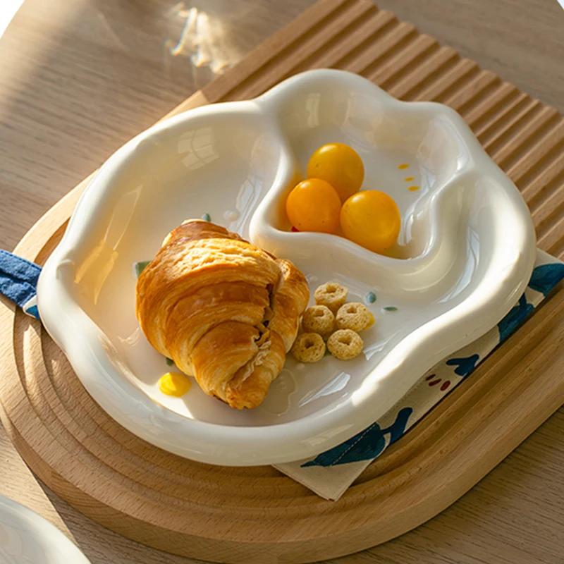 Творческая нестандартная керамическая тарелка Милые мультяшные изысканные обеденные тарелки Послеобеденный чай Десерт Фрукты Тарелка Завтрак Салатницы