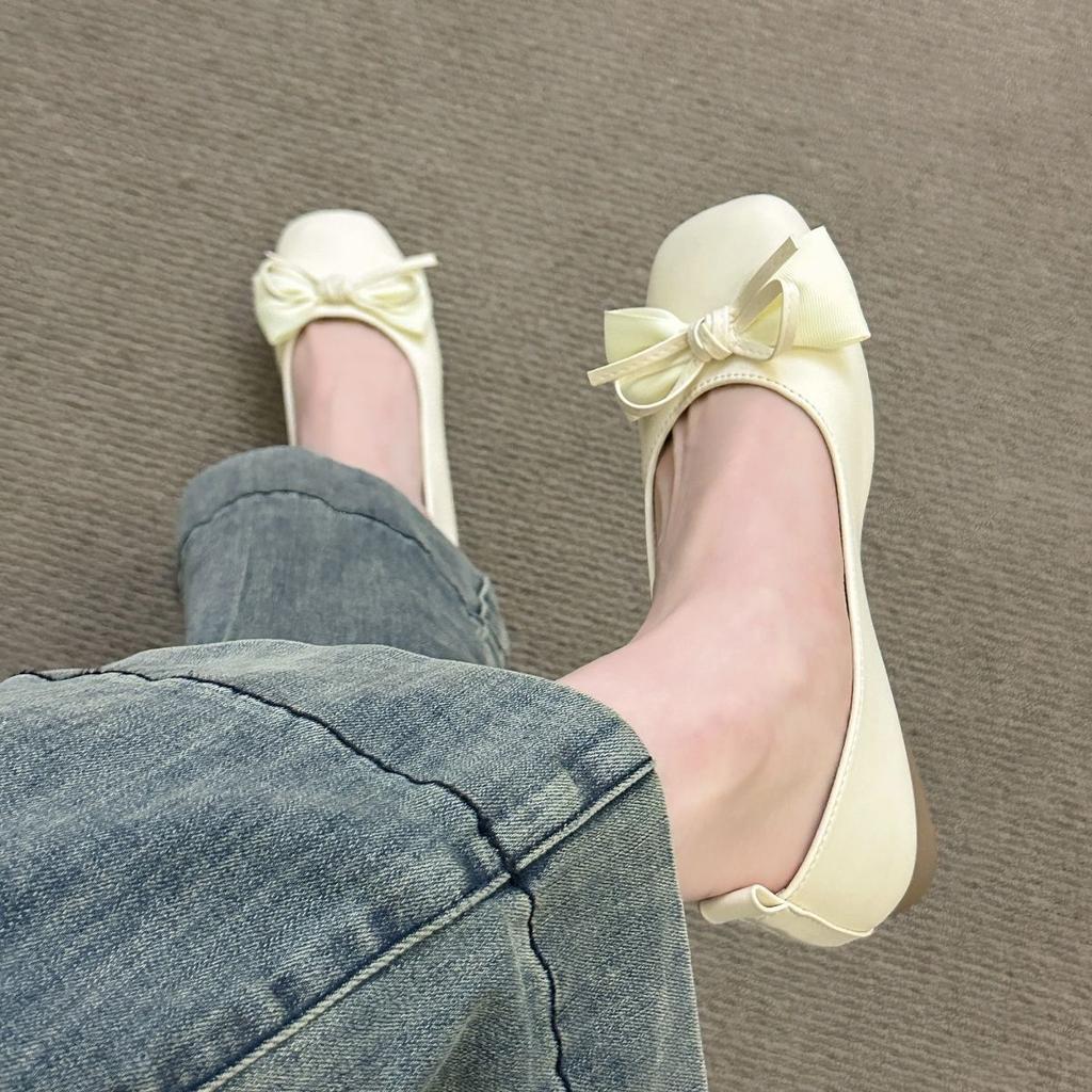 Shallow Pedal Flat-soled Bow French Mary Shoes 2025 Spring and Autumn New Fashionable Versatile Soft-soled Doudou Single Shoes