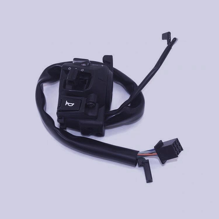 Phantom WH150-2/Ares SDH150-F Управление для левой руки: Поворотник, Фара, Запуск, Рычаг ручного тормоза