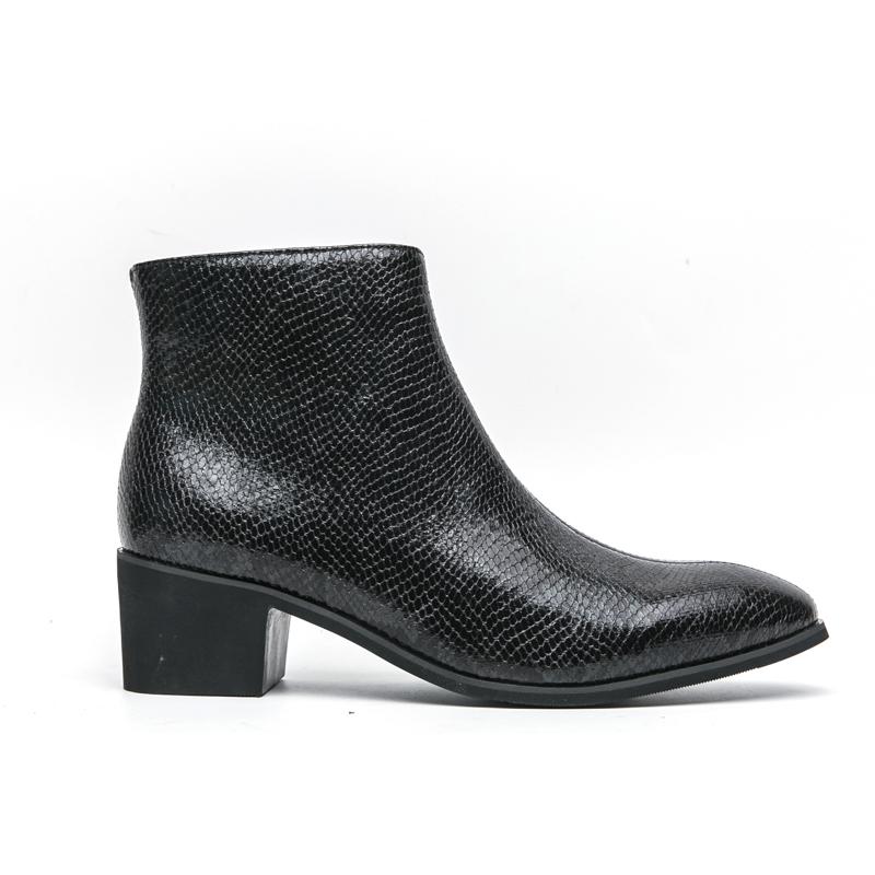 Модная кожаная обувь для мужчин Натуральная кожа Ботинки большого размера Высококачественная дизайнерская формальная обувь Повседневная обувь Модный бизнес