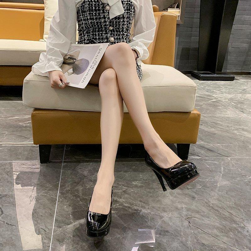 Модные Сексуальные Туфли на Высоком Каблуке Большого Размера Женские Весенне-Летние из Лакированной Кожи Модные Туфли-Лодочки с Круглым Носком на Шпильке Свадебные Однотонные Женские Туфли