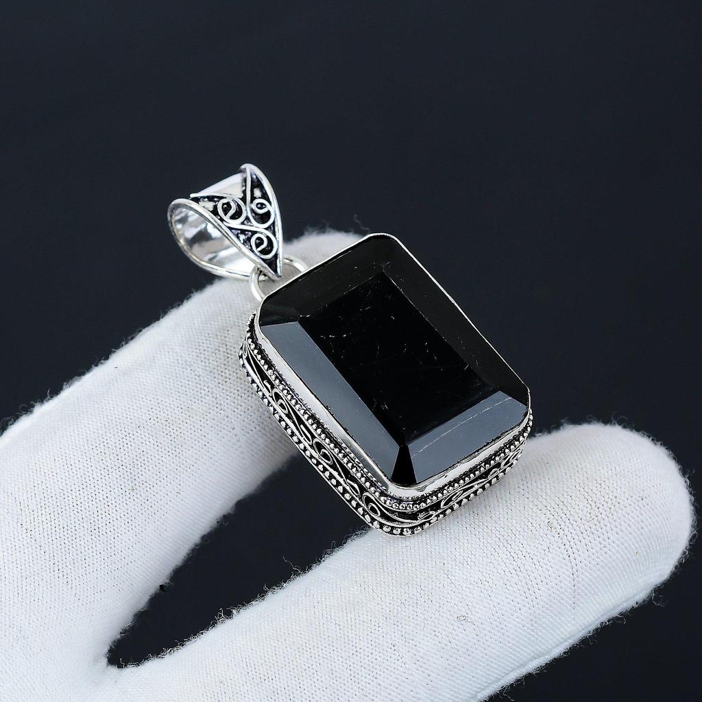 Серебряный кулон с драгоценным камнем из черной шпинели, серебро 925 пробы — дизайн ручной работы, повседневные украшения, уникальный кулон, праздничный подарок