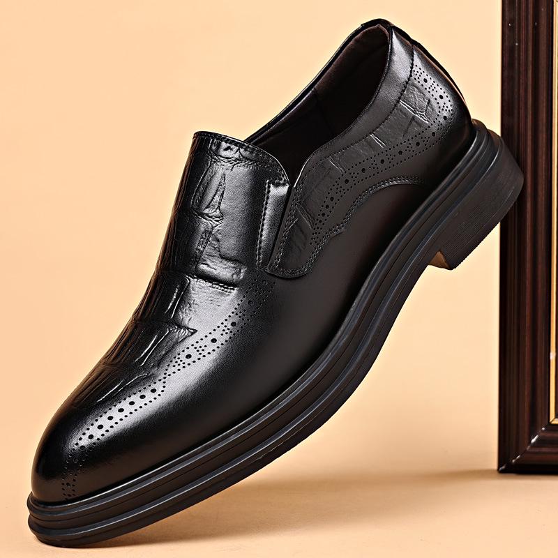 2024 New British Style Men's Carved Brogue Business Casual Leather Slip-On Shoes