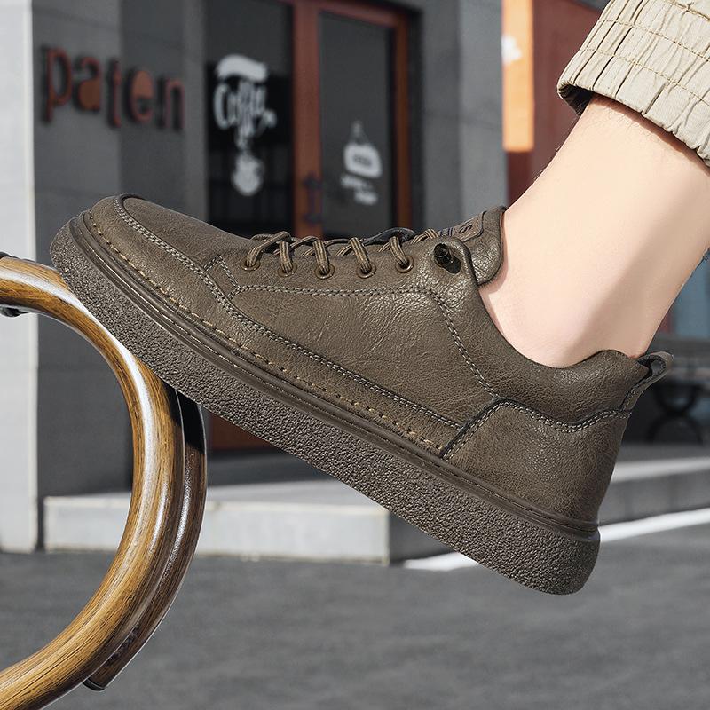 Popular Men's Leather Shoes Leather Fashion Autumn Men's Shoes Soft-soled Sports and Leisure Board Shoes Men's Trendy Shoes Versatile Shoes