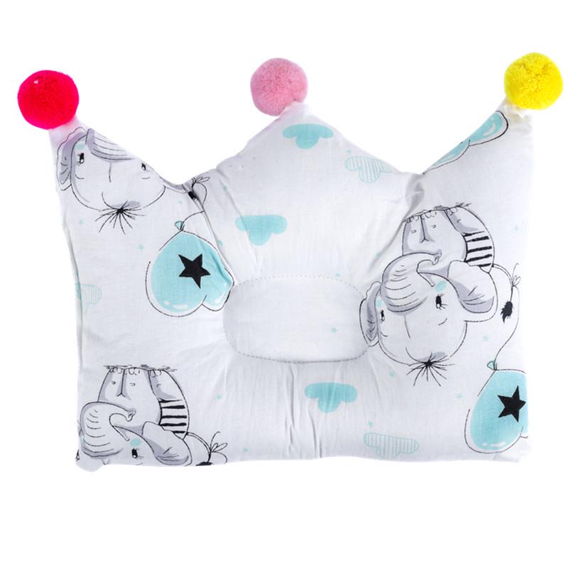 Детская подушка в виде короны