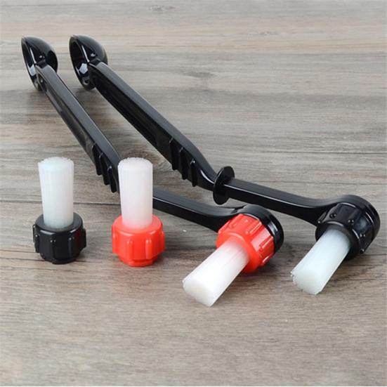 Изогнутая щетка для чистки ложки для кофе эспрессо с двойной головкой, предотвращающая ожоги