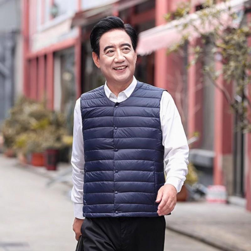 Mens Lightweight Down Vest Winter - Slim Fit Warm Thin Puffer Middle-Aged Senior Fathers Office Casual Wear