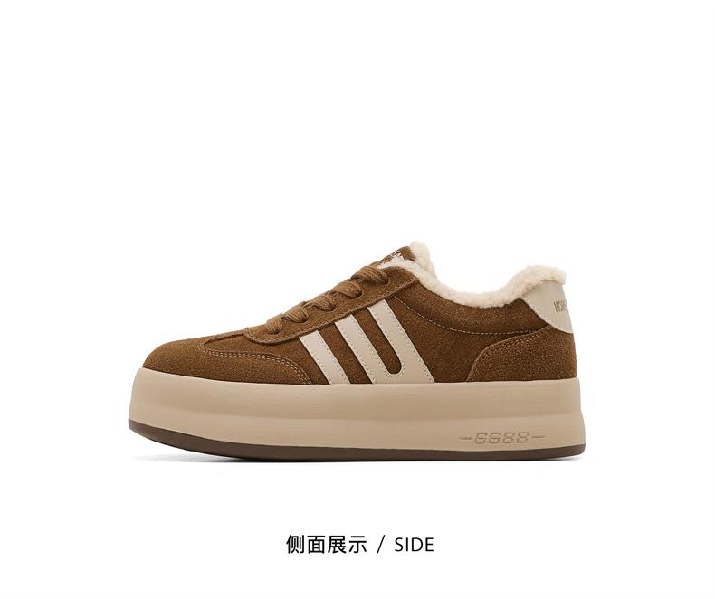 Saturday Comfortable and Versatile Warm Casual Shoes for Women 2025 Winter New Style with Velvet Thick Bottom Strap Flat Shoes