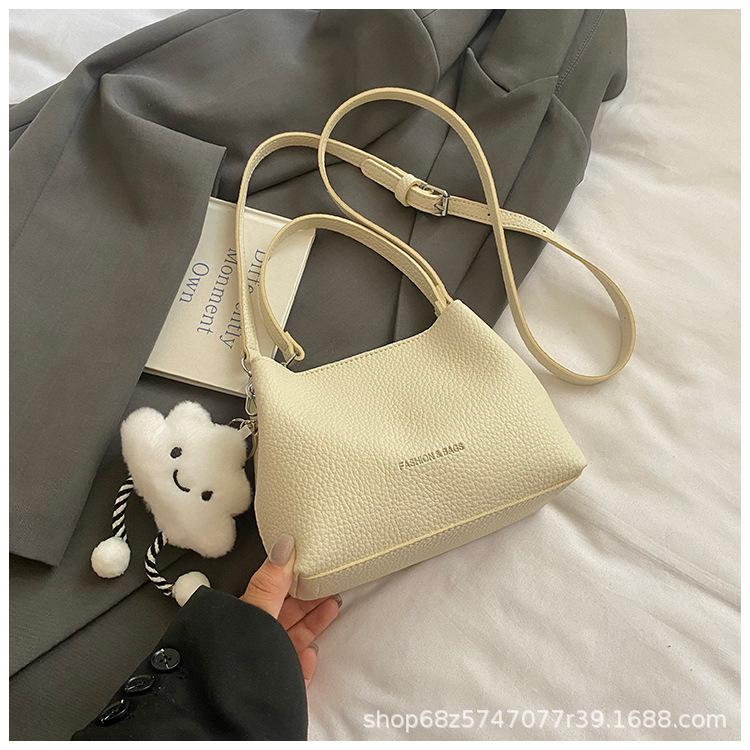 Korean Version of Fashion Bucket Bag 2025 New Trend Versatile Women Crossbody Niche Popular Super Fire Shoulder Bag