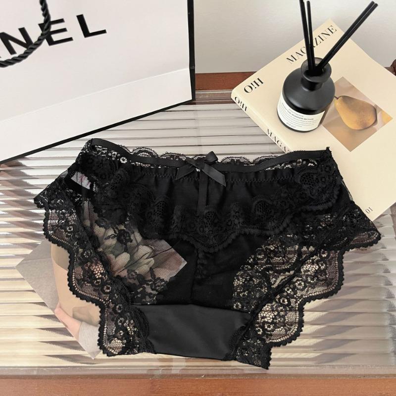 Сексуальное атласное кружевное нижнее белье для женщин с низкой талией Pure Desire Hollow Out Breathable Pure Cotton Womens Triangle Panties