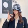 Шапки с плоским верхом для сохранения тепла Пушистые шапки с полностью покрытым декором в виде зебры Шляпы Унисекс Женские Мужские