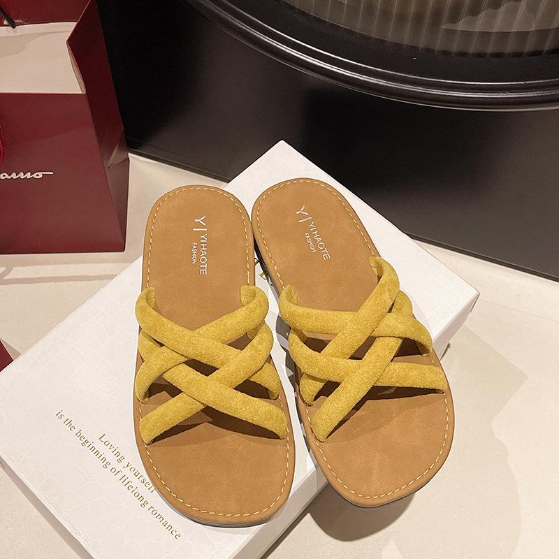 Римские однословные шлепанцы женские нескользящие универсальные крутые шлепанцы пляжные летние в горошек модные