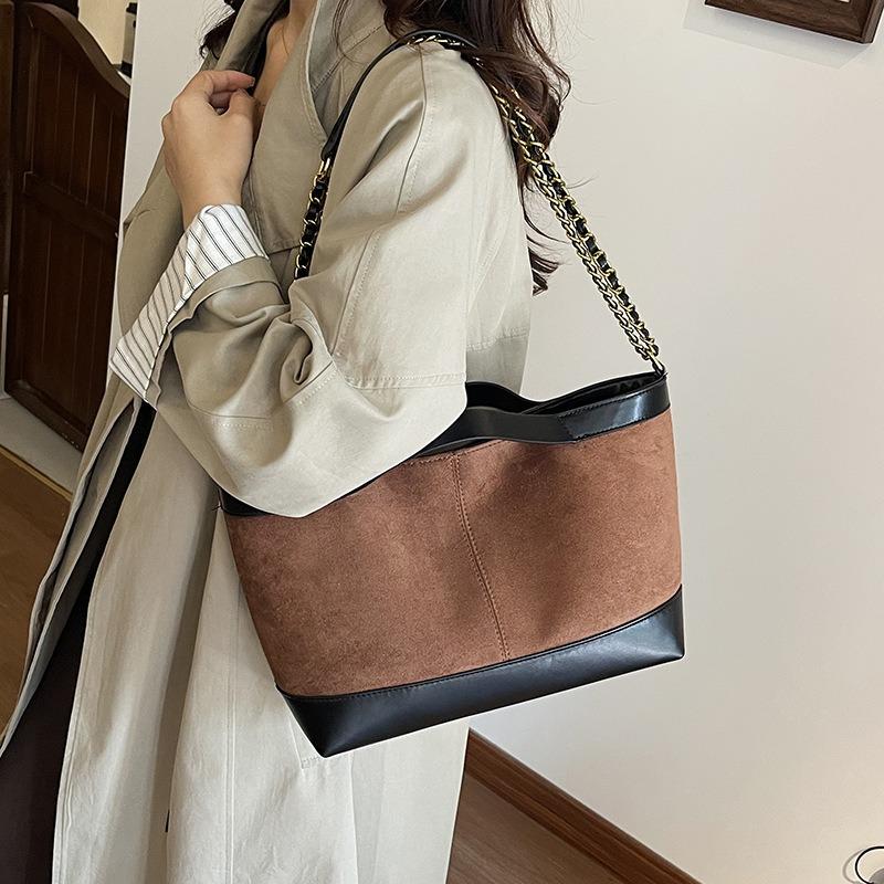 Large Capacity Hand Carry Tote Bag Women's New High-end Leopard Print Chain Bag Single Shoulder Messenger Commuter Bag