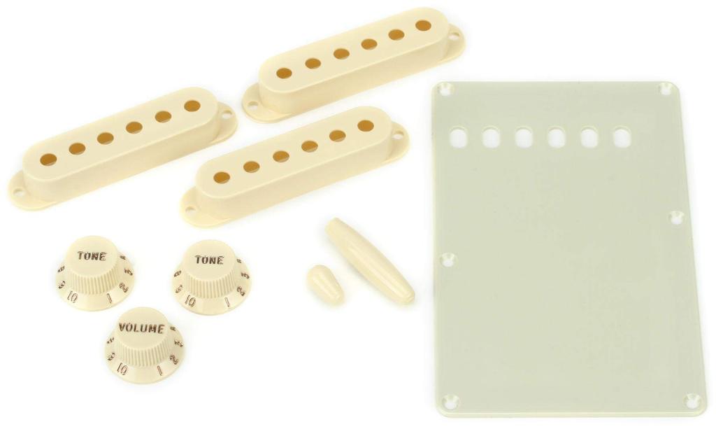 Fender Accessory Kit for Aged White Stratocaster®,