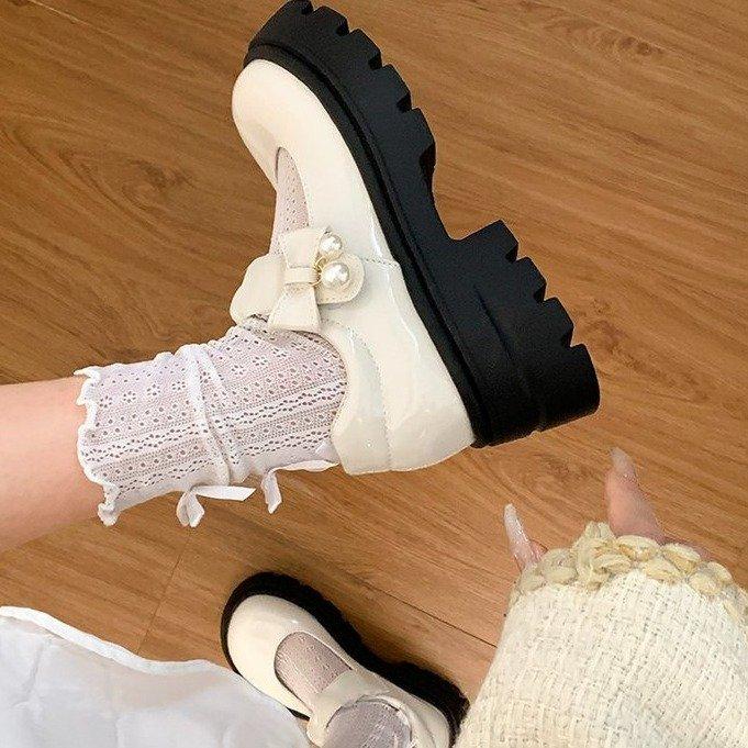 Туфли Мэри Джейн маленькие кожаные черные женские туфли на французской платформе 2025 года, новые весенние туфли с юбкой, круглым носком и толстым каблуком-жемчужиной