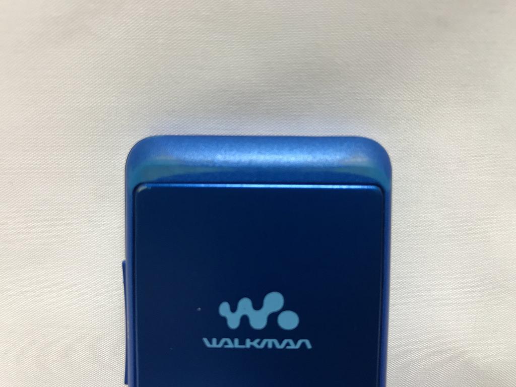 Sony Walkman серии E 4 ГБ синий NW-E083/L