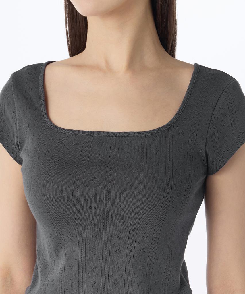 MUSINSA STANDARD WOMAN Женская футболка с коротким рукавом и квадратным вырезом в мелкую точку [Темно-серый]