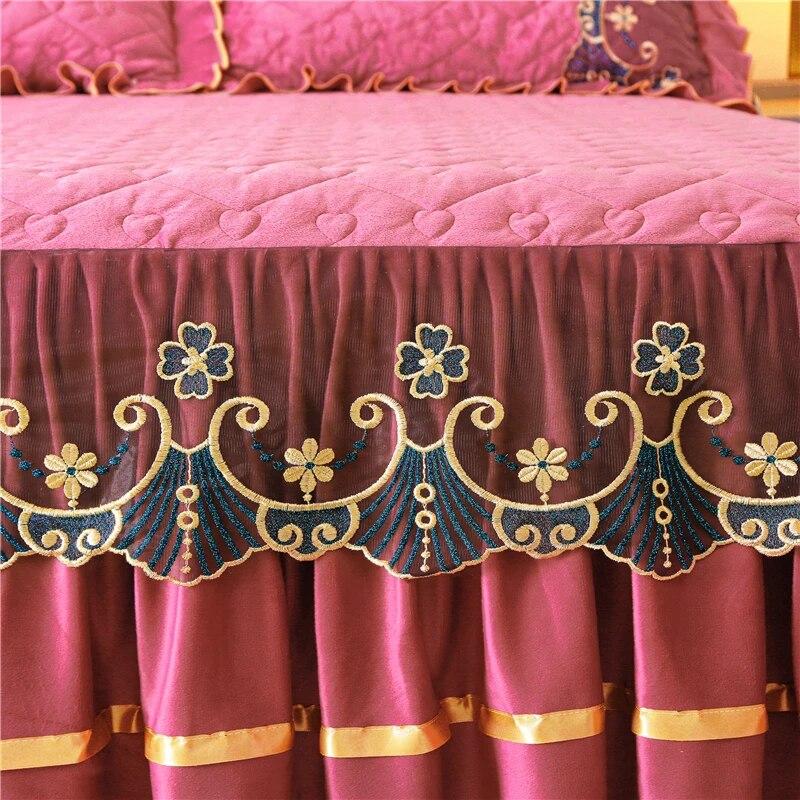 Luxury Winter Bedspread On The Bed Thick Home Lace Bed Skirt-style Bed Sheets Embroidery Cotton European-style Bed Spreads
