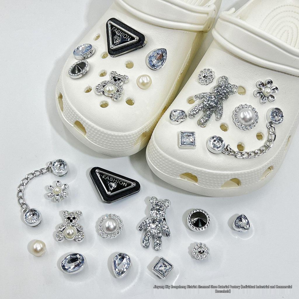 Cute Cartoon Shoe Charms: Kids' Croc Accessories, 3D Snap-On Flower Decorations for Boys & Girls