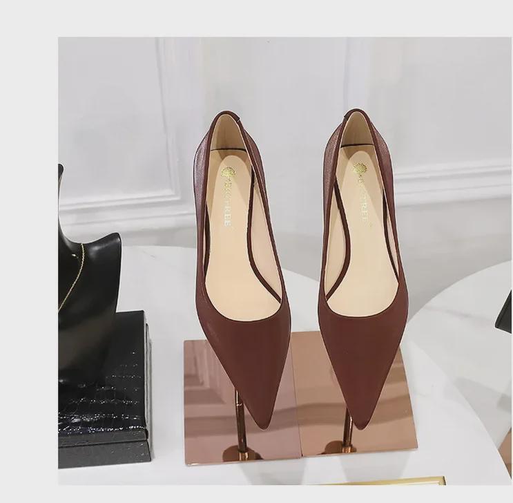 Туфли-лодочки на среднем каблуке в европейском и американском стиле — сексуальные, элегантные, с острым носком, с неглубоким вырезом, весенняя мода для женщин